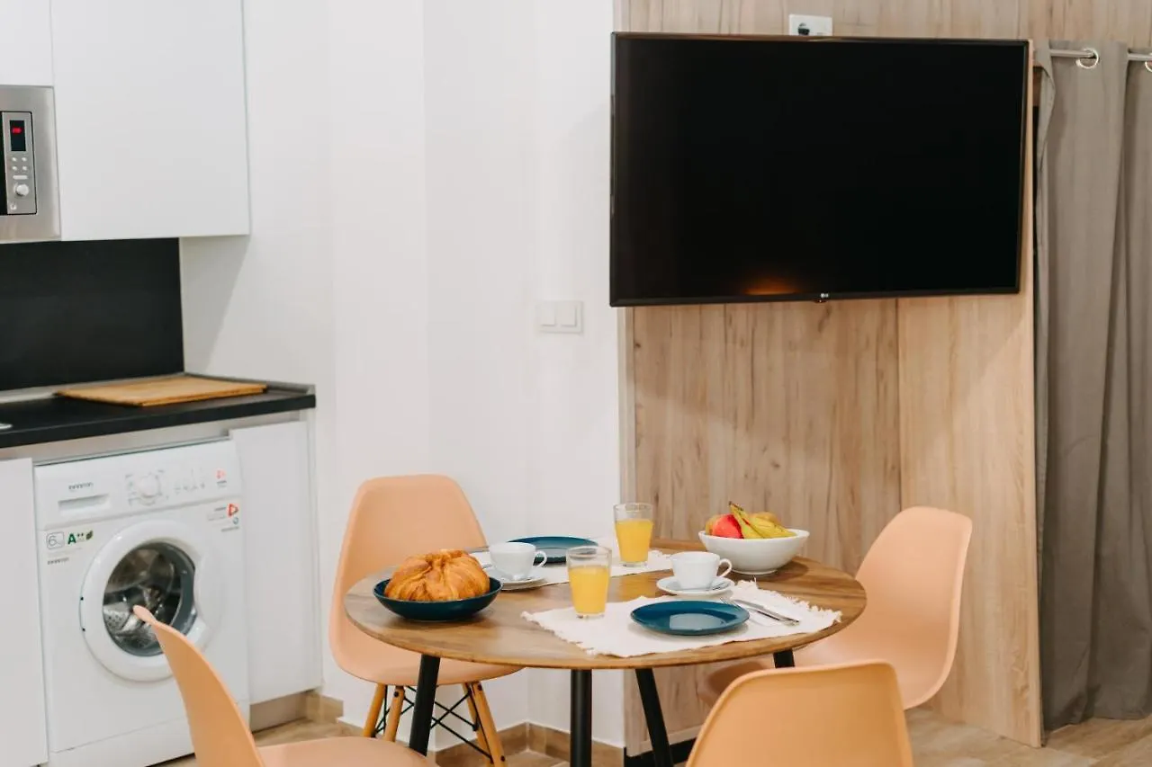 Coverlin Apartamentos San Francisco Málaga Apartment