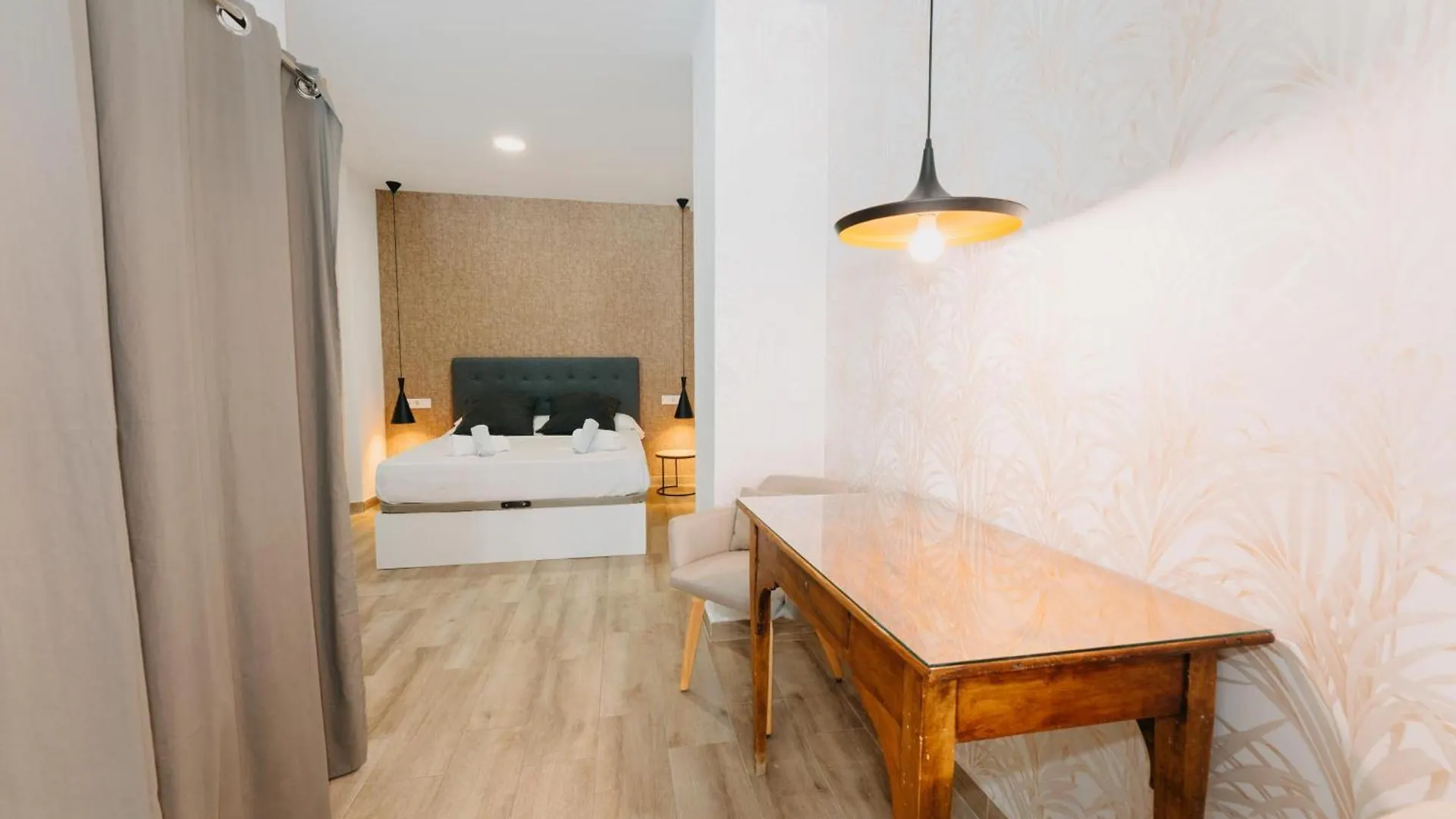 Coverlin Apartamentos San Francisco Málaga